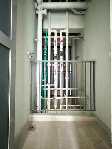 Building Lobby in 2 BHK Apartment at Kalpataru Immensa, Kolshet Road – for Rent