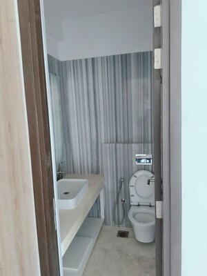 Bathroom in 3.5 BHK Apartment at Kalpataru Radiance, Goregaon West – for Rent