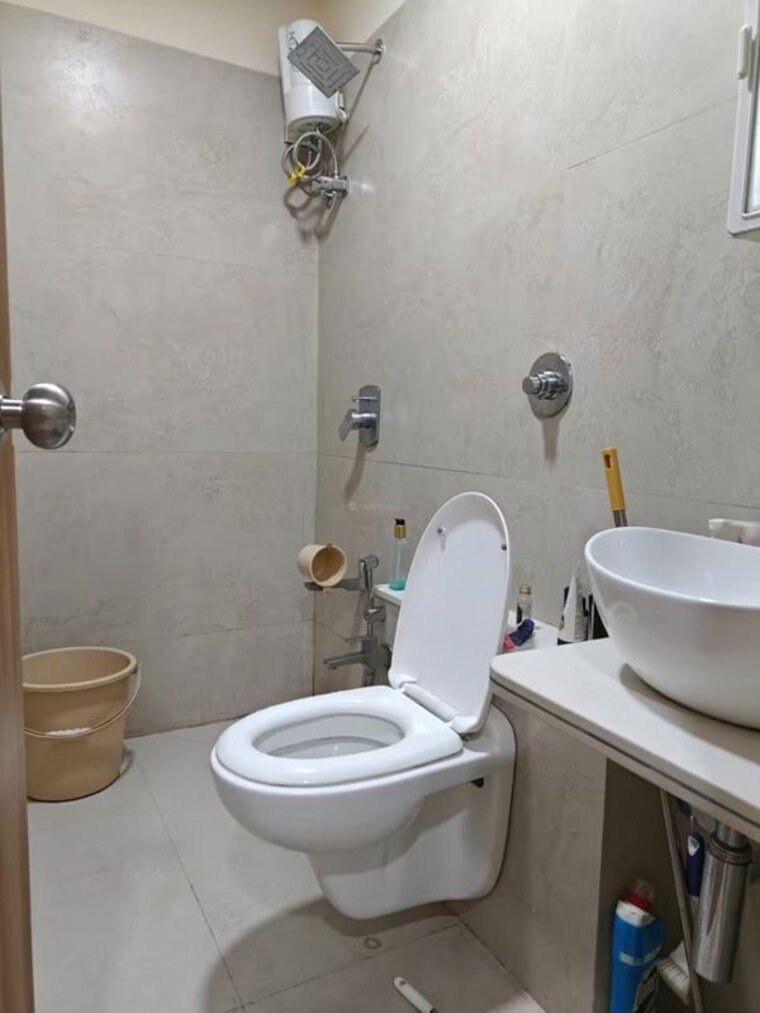 Bathroom, sayba-heritage 1 Bedroom 400 Sq.Ft. Apartment In Kurla East Mumbai 10010012