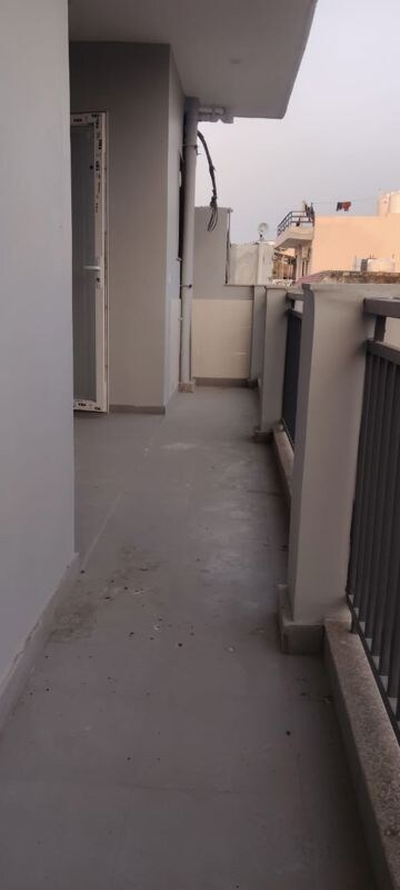 Building Lobby in 2 BHK Builder Floor at Sector 23 – for Rent