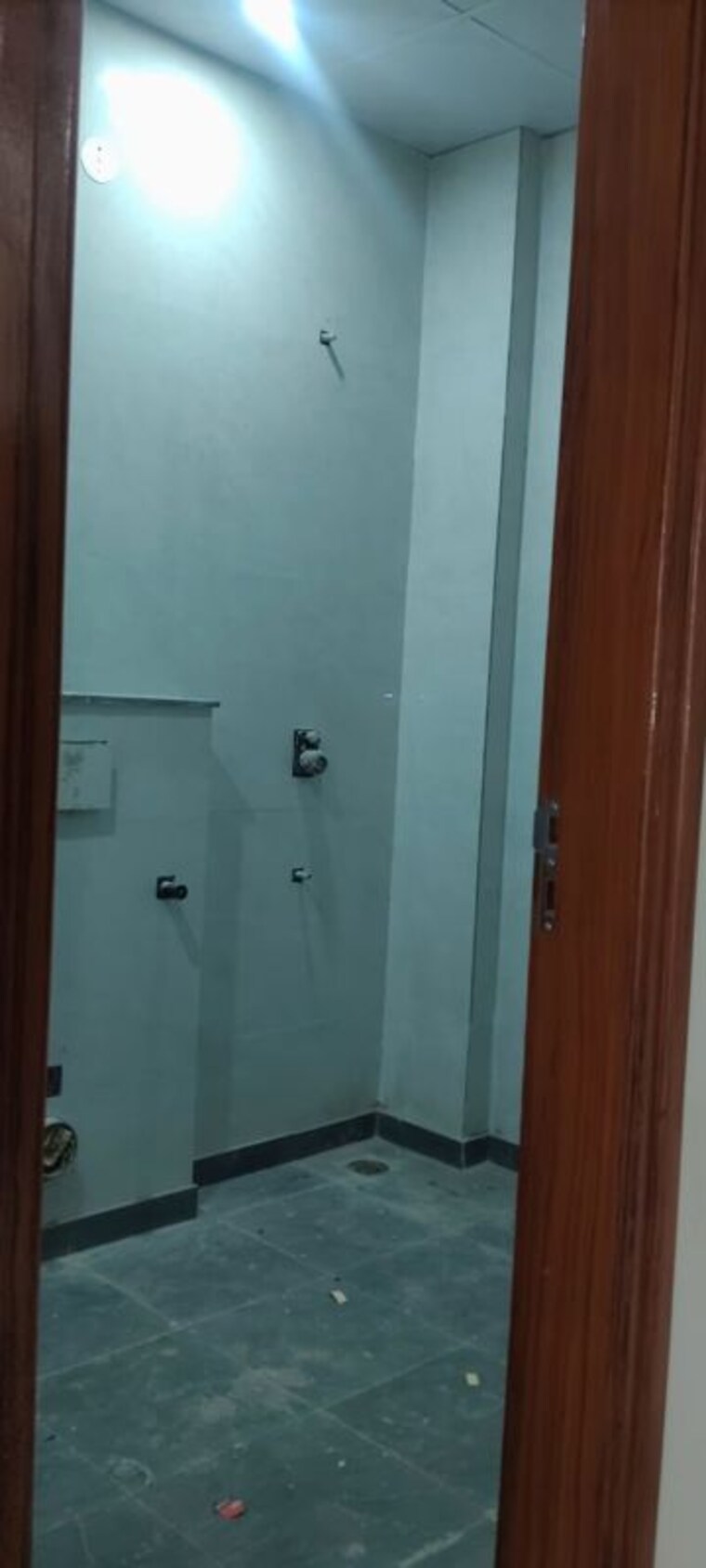 Bathroom, sector 23 2 Bedroom 260 Sq.Yd. Builder Floor In Sector 23 Gurgaon 10010045