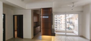 Room in 3 BHK Apartment at Amrapali Crystal Homes, Sector 76 – for Rent