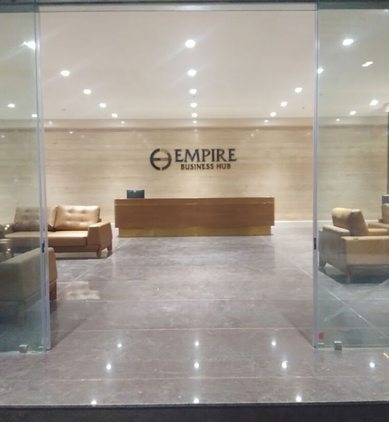  Parking, science city Commercial Office Space 1400 Sq.Ft. In Science City Ahmedabad 10010053