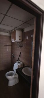 3 BHK 1375 Sq.Ft. Apartment in Amrapali Crystal Homes