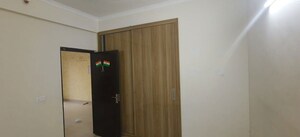 Furnished Amenities in 3 BHK Apartment at Amrapali Crystal Homes, Sector 76 – for Rent