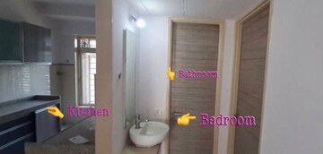 Bathroom in 2 BHK Apartment at Group Seven Rushi Heights, Goregaon East – for Rent