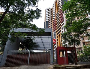 2 BHK Apartment For Rent in Group Seven Rushi Heights, Goregaon East