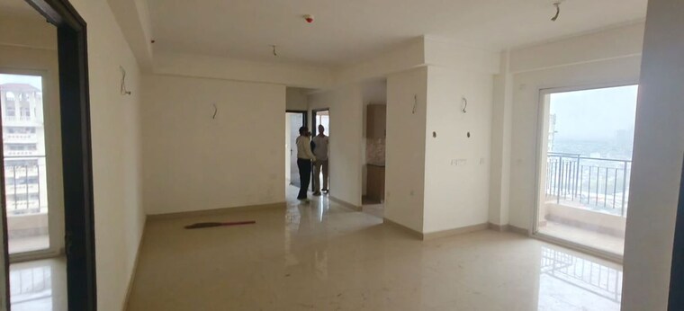Room, amrapali-crystal-homes 3 Bedroom 1375 Sq.Ft. Apartment In Sector 76 Noida 10010092