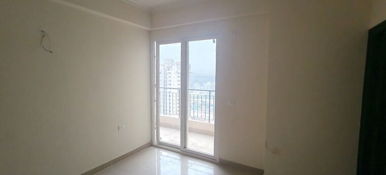 Room, amrapali-crystal-homes 3 Bedroom 1375 Sq.Ft. Apartment In Sector 76 Noida 10010092