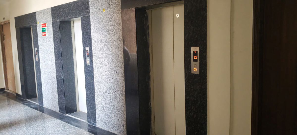 3 BHK Apartment For Rent in Amrapali Crystal Homes