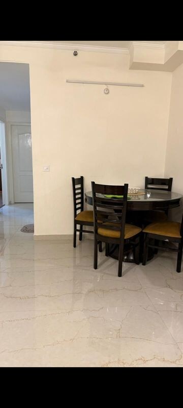 Team Area in 3 BHK Apartment at Omaxe The Palace, Gomti Nagar – for Rent