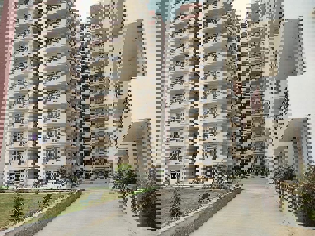 4 BHK + Servant Room 2650 Sq.Ft. Apartment in Javin Raj Empire
