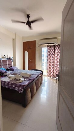 1 BHK Apartment For Rent in Maxblis Grand Kingston