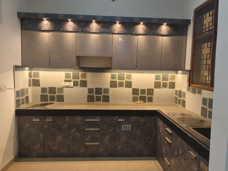 Kitchen, oro-city 3 Bedroom 1200 Sq.Ft. Apartment In Jankipuram Lucknow 10010141