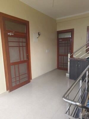 Room in 3 BHK Apartment at ORO City, Jankipuram – for Rent