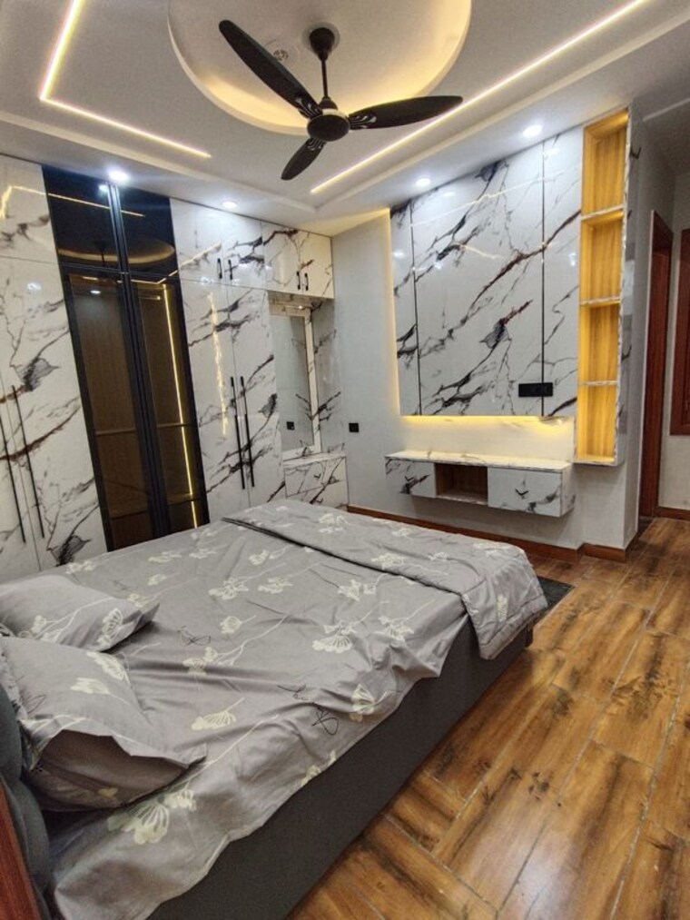 Bedroom, uttam nagar 4 Bedroom 130 Sq.Yd. Builder Floor In Uttam Nagar Delhi 10010143
