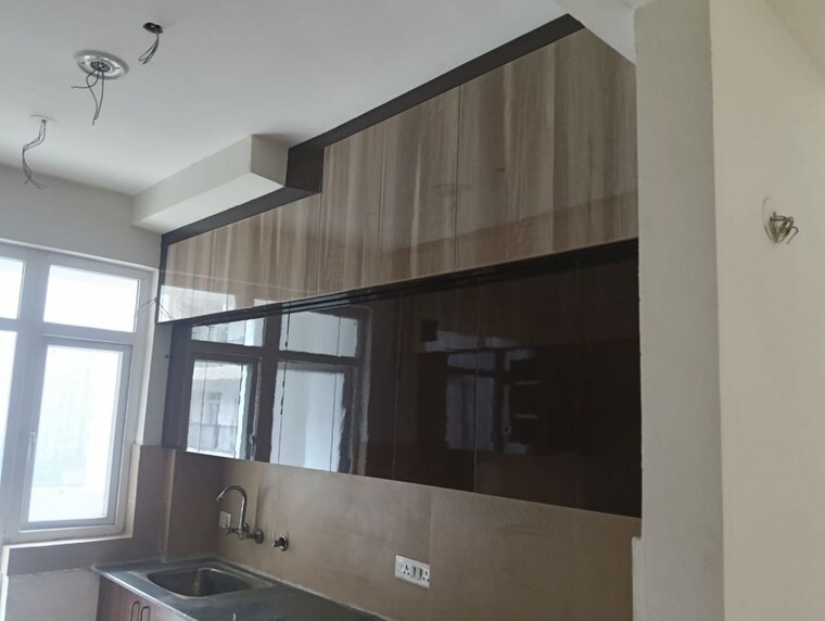 Kitchen, amrapali-heartbeat-city 3 Bedroom 1350 Sq.Ft. Apartment In Sector 107 Noida 10010165