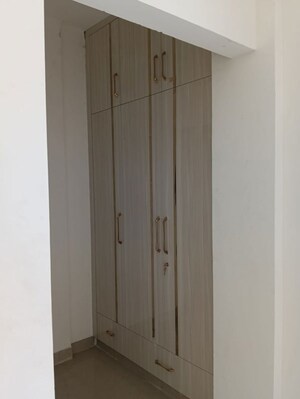 3 BHK Apartment For Rent in Amrapali Heartbeat City, Sector 107