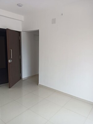 2 BHK Apartment For Rent in Velentine Tower, Goregaon East