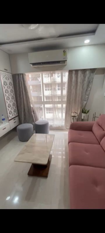 1 BHK Apartment For Rent in Veena Senterio