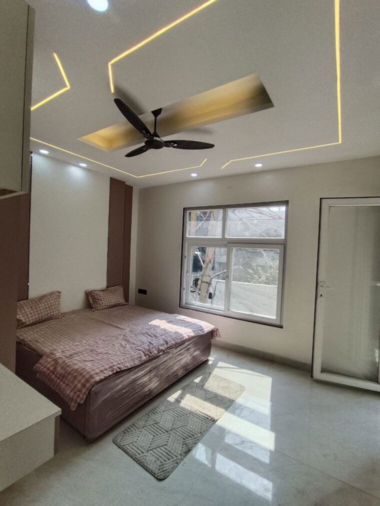 Bedroom, uttam nagar 4 Bedroom 130 Sq.Yd. Builder Floor In Uttam Nagar Delhi 10010203