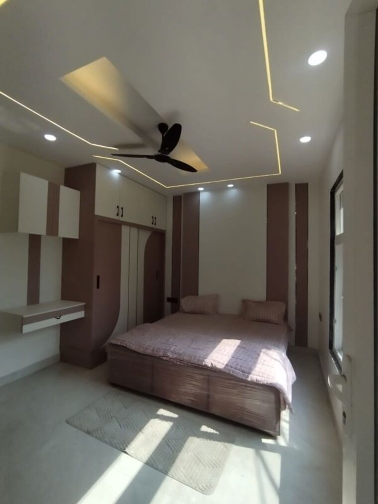 Living Room, uttam nagar 4 Bedroom 130 Sq.Yd. Builder Floor In Uttam Nagar Delhi 10010203