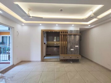 Building Lobby in 2 BHK Builder Floor at Gomti Nagar – for Rent