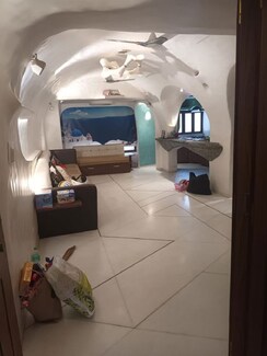 2 BHK + Pooja Room Apartment For Rent in Bandra West