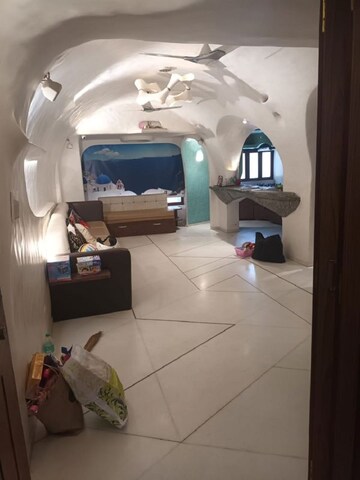 2 BHK Apartment For Rent in Bandra West