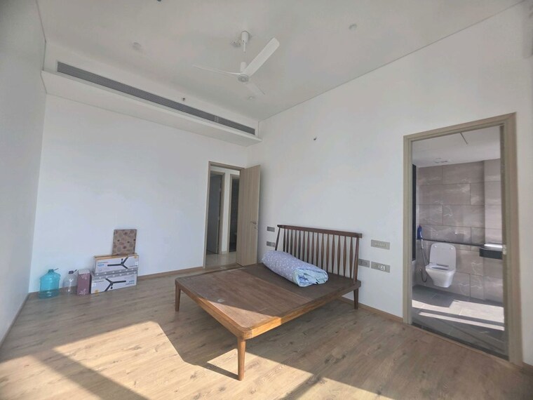 Bedroom, rustomjee-crown 4 Bedroom 2158 Sq.Ft. Apartment In Prabhadevi Mumbai 10010205