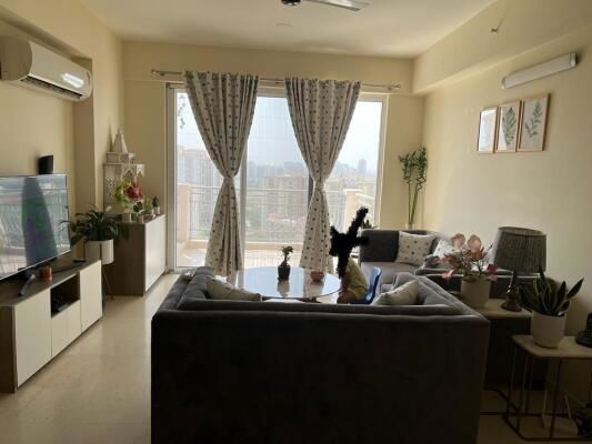 3 BHK + Servant Room Apartment For Rent in Bestech Park View Sanskruti
