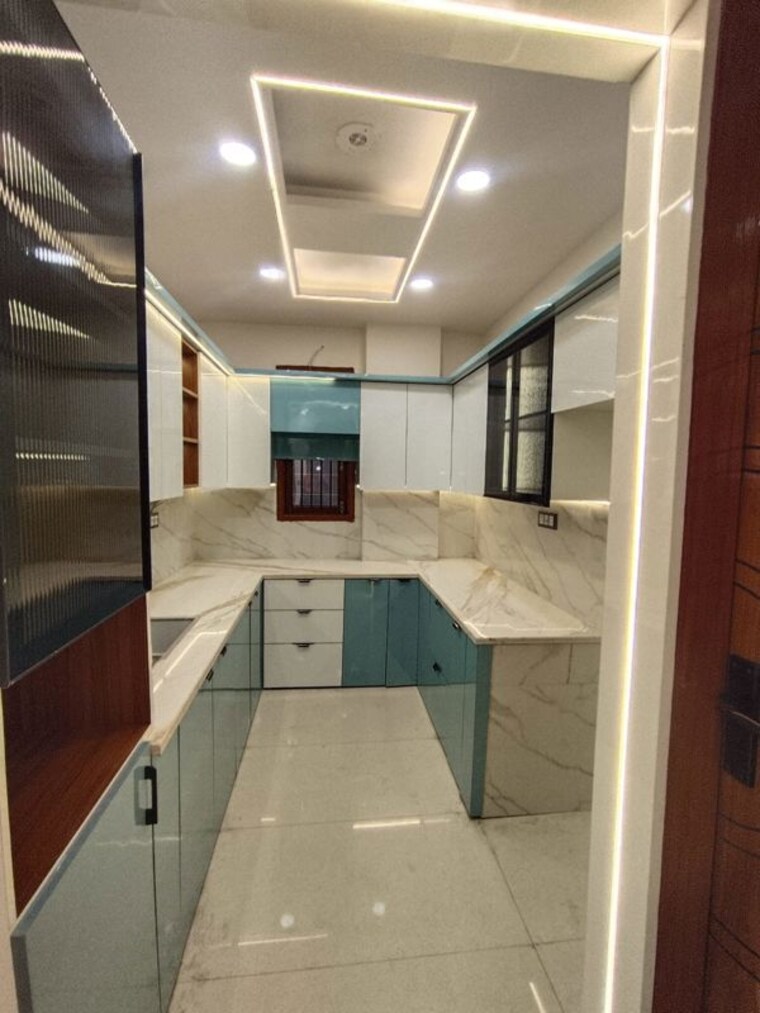 Kitchen, uttam nagar 4 Bedroom 120 Sq.Yd. Builder Floor In Uttam Nagar Delhi 10010235