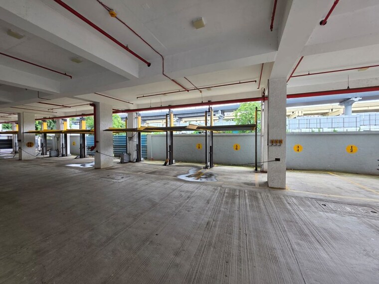 Exterior View, tanvi-complex Commercial Warehouse 2200 Sq.Ft. In Dahisar East Mumbai 9788267