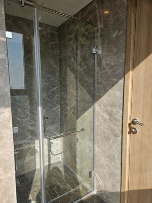 Bathroom in 4 BHK Apartment at Rustomjee Crown, Prabhadevi – for Rent