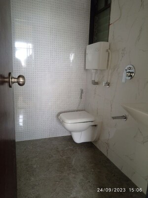 Bathroom in 1 BHK Apartment at Bhoomi Samarth, Goregaon East – for Rent