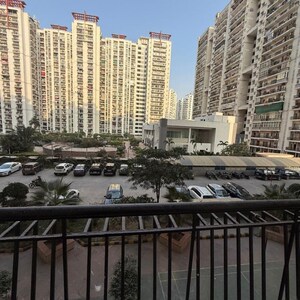 3 BHK Apartment – Exterior View View at Antriksh Golf View, Sector 78 - for Rent