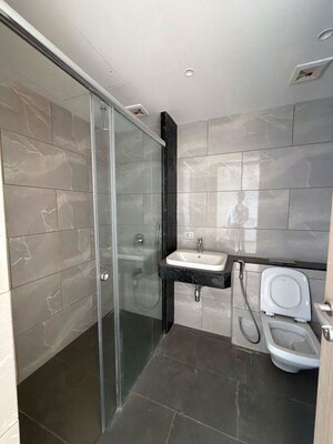 Bathroom in 4 BHK Apartment at Rustomjee Crown, Prabhadevi – for Rent