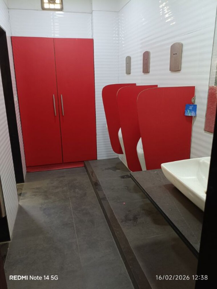 Team Area, ghantali Commercial Office Space 2950 Sq.Ft. In Ghantali Thane 9972791