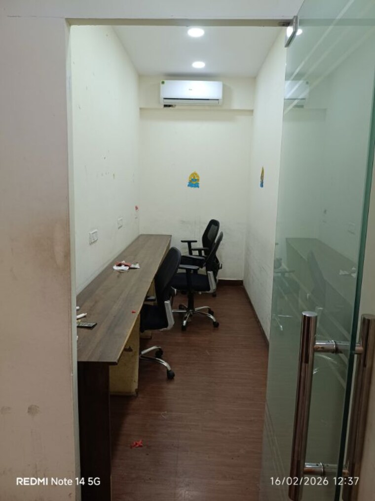 Team Area, ghantali Commercial Office Space 2950 Sq.Ft. In Ghantali Thane 9972791