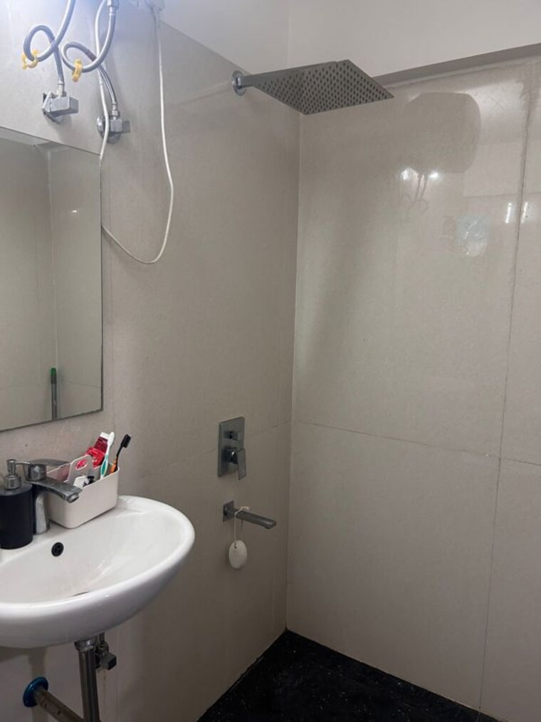 Bathroom, ruparel-orion 2 Bedroom 800 Sq.Ft. Apartment In Chembur Mumbai 10010281