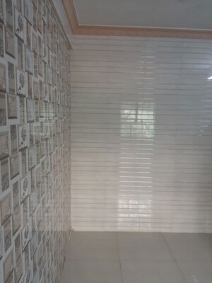 Room in 1 BHK Apartment at Apna Ghar CHS, Malad East – for Rent