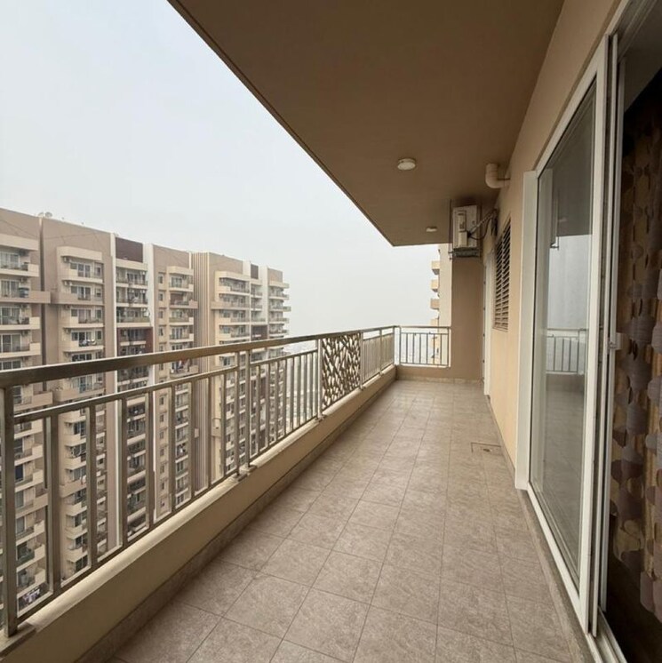 Balcony, godrej-woods 3 Bedroom 2088 Sq.Ft. Apartment In Sector 43 Noida 10010317