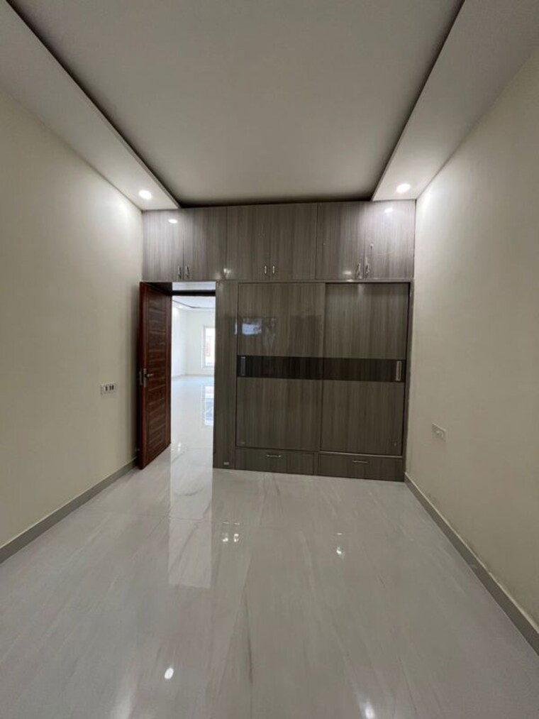 Room, sector 115 4 Bedroom 108 Sq.Yd. Villa In Sector 115 Mohali 10010335