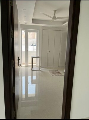 Building Lobby in 4 BHK Builder Floor at Saket – for Rent