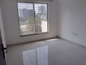 Room in 3 BHK Apartment at Kolte Patil 24K Sereno, Baner – for Rent