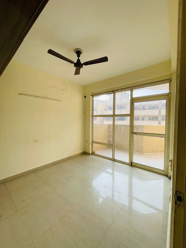 2 BHK Apartment For Rent in Pyramid Urban Homes