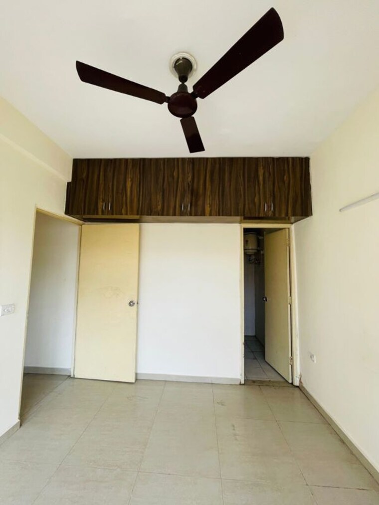Room, pyramid-urban-homes 2 Bedroom 601 Sq.Ft. Apartment In Sector 70a Gurgaon 10010367