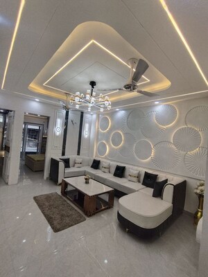 Master Bedroom in 3 BHK Builder Floor at Uttam Nagar – for Sale