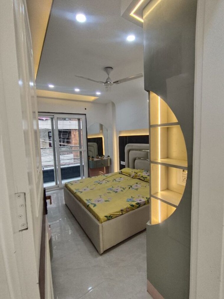 Kitchen, uttam nagar 3 Bedroom 90 Sq.Yd. Builder Floor In Uttam Nagar Delhi 10010392