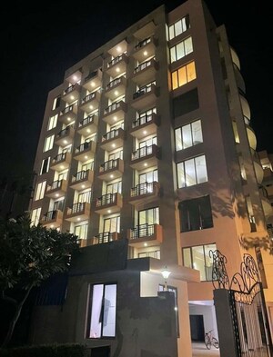 1 RK Apartment – Exterior View View at Huda Market, Sector 31 - for Rent